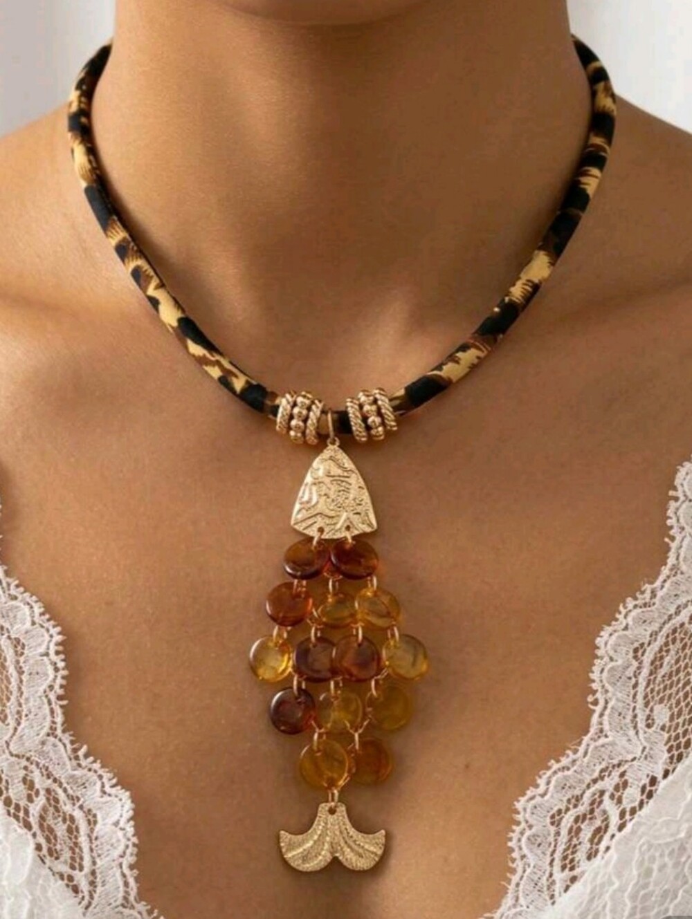 Elegant Amber Cluster Pendant Necklace - Gold & Leopard Cord